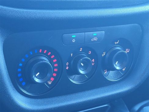 Used 2022 RAM ProMaster City Wagon image 23