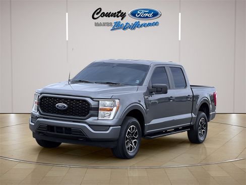 Used 2022 Ford F150 XL w/ STX Appearance Package image 2