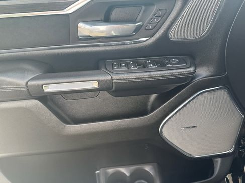 Used 2025 RAM 1500 Laramie w/ Night Edition image 10