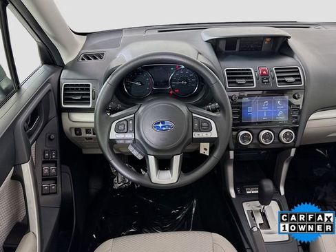 Used 2017 Subaru Forester 2.5i Premium AWD/4WD image 22
