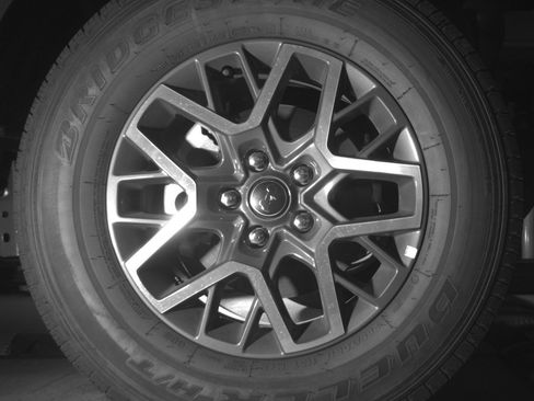 Used 2025 Jeep Wrangler Unlimited Sahara AWD/4WD image 13