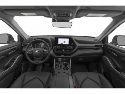 Used 2024 Toyota Highlander XLE AWD/4WD image 7