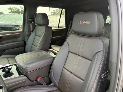 New 2026 Chevrolet Tahoe High Country AWD/4WD image 19