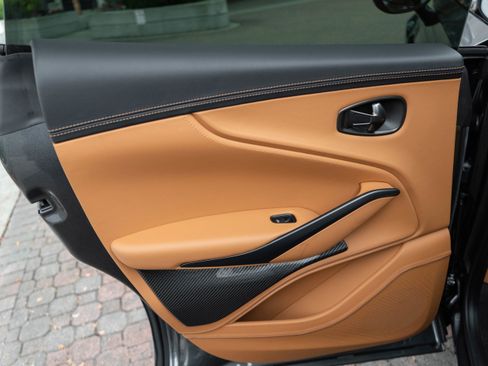 Used 2024 Aston Martin DBX 707 image 35