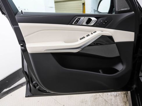 New 2026 BMW X5 xDrive40i w/ M Sport Package AWD/4WD image 9