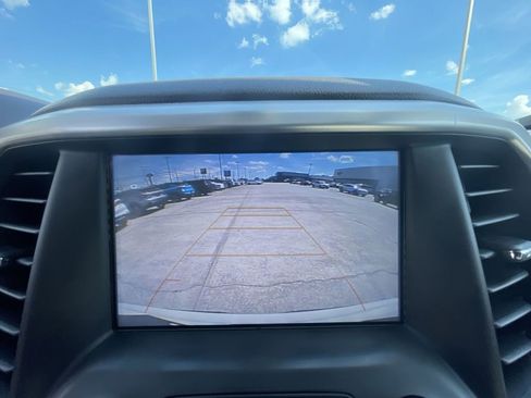 Certified 2018 GMC Acadia SLT w/ LPO, Floor Liner Package FWD image 15
