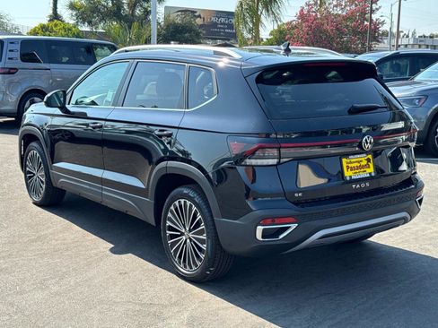 New 2025 Volkswagen Taos SE image 4