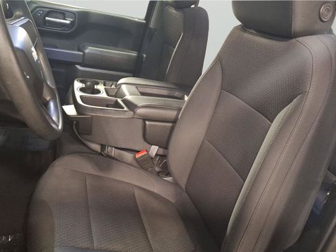 Used 2020 Chevrolet Silverado 1500 Custom w/ Custom Value Package image 22