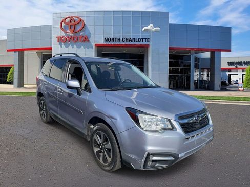 Used 2017 Subaru Forester 2.5i Premium image 2