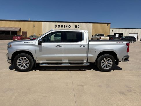 Used 2019 Chevrolet Silverado 1500 LTZ w/ LTZ Plus Package AWD/4WD image 3