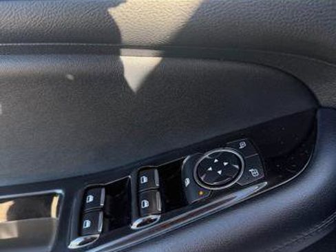 Used 2018 Ford Edge SEL w/ Equipment Group 201A image 14