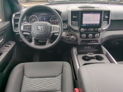 New 2026 RAM 1500 Express AWD/4WD image 14