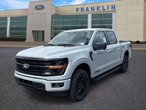New 2026 Ford F150 XLT w/ Equipment Group 302A MID AWD/4WD image 3