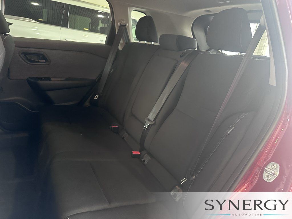 Used 2023 Nissan Rogue S FWD image 26