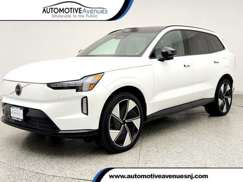 Used 2025 Volvo EX90 Plus AWD/4WD image 1