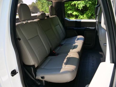 Used 2020 Ford F250 XL w/ Power Equipment Group AWD/4WD image 30
