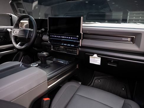 Used 2024 GMC Hummer EV 3X w/ Extreme Off-Road Package AWD/4WD image 60