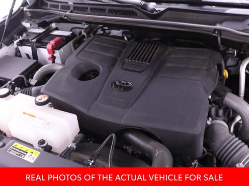 Certified 2025 Toyota Tundra SR5 w/ SR5 Premium Package AWD/4WD image 17
