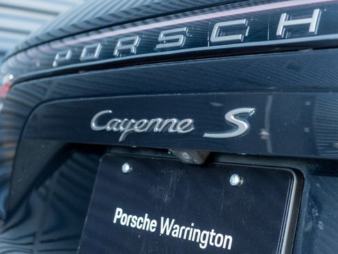 Certified 2022 Porsche Cayenne S Platinum image 45