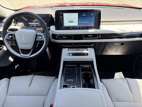 New 2026 Lincoln Aviator Reserve AWD/4WD image 16