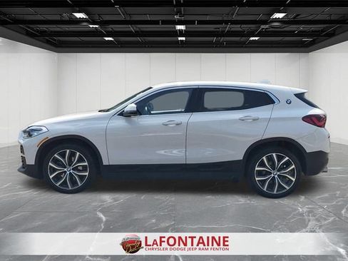 Used 2022 BMW X2 xDrive28i w/ Premium Package AWD/4WD image 3