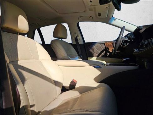 Used 2018 Lexus LS 500 w/ Accessory Package (Z2) image 20