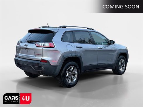 Used 2019 Jeep Cherokee Trailhawk image 7