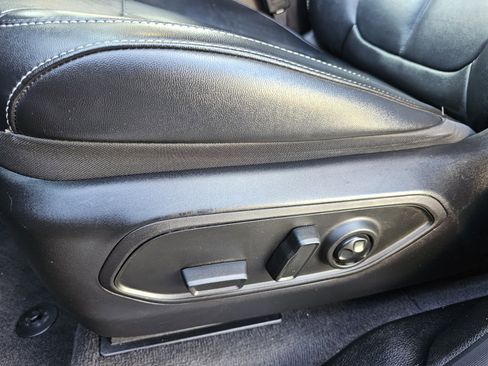 Used 2021 Jeep Grand Cherokee L Limited image 21