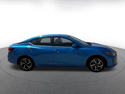 Used 2025 Nissan Sentra SV FWD image 13