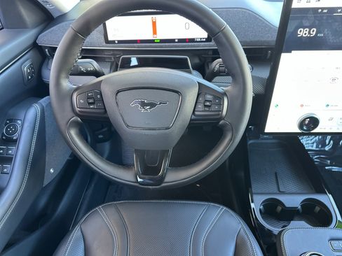 Used 2023 Ford Mustang Mach-E Premium image 14