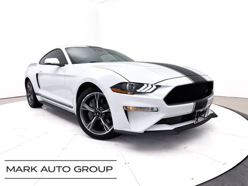 Used 2022 Ford Mustang GT Premium w/ Equipment Group 401A RWD image 1