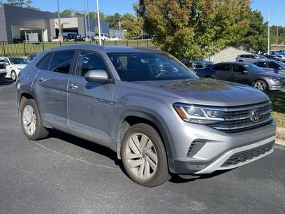 Used 2023 Volkswagen Atlas Cross Sport SE w/ Panoramic Sunroof Package