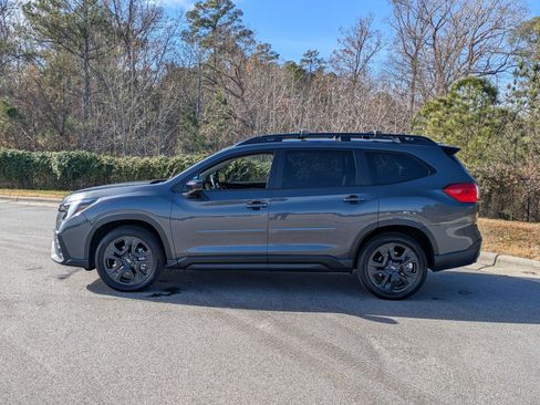 Used 2024 Subaru Ascent Onyx Edition Limited image 8