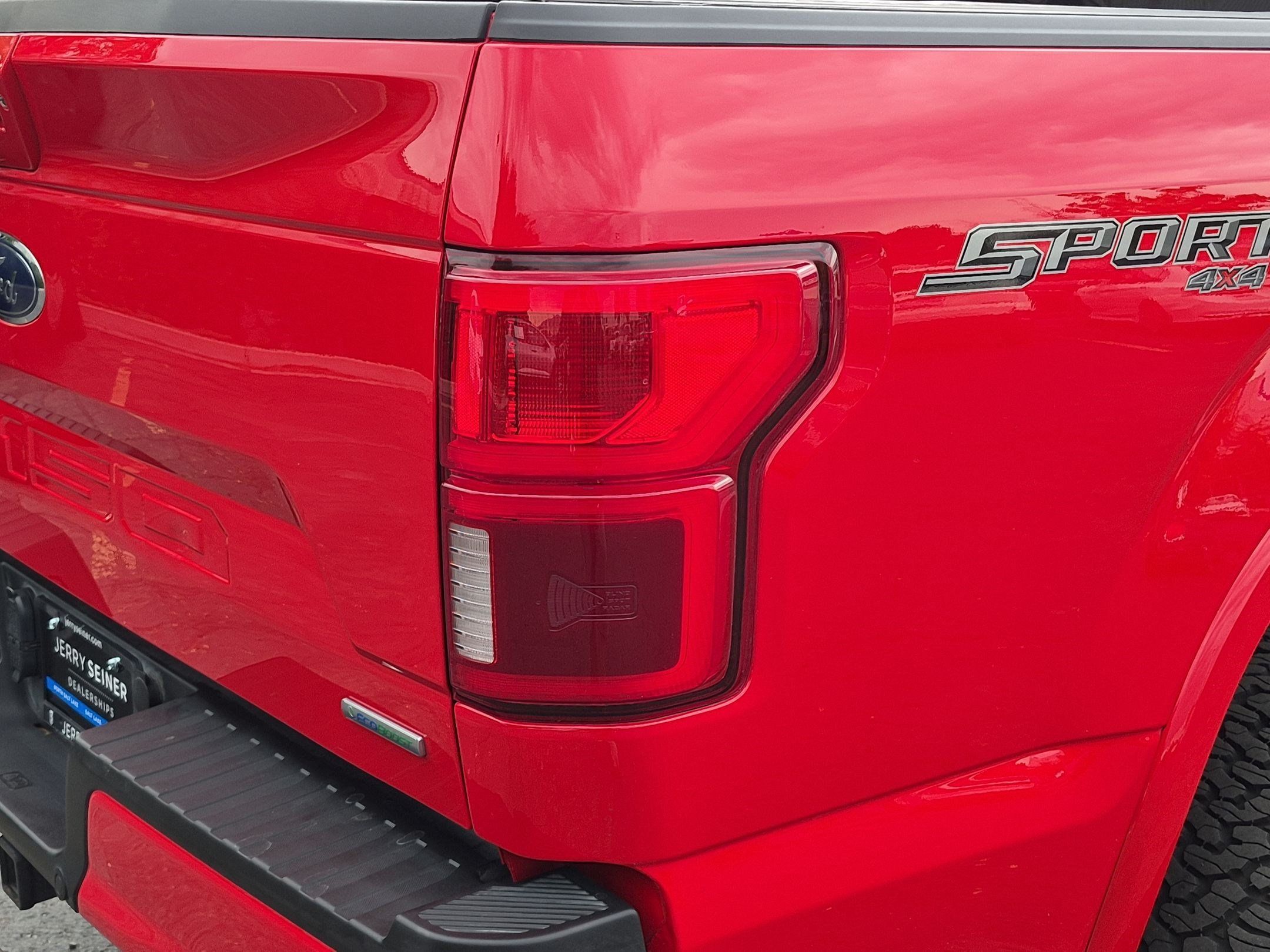 Used 2019 Ford F150 Lariat w/ Equipment Group 502A Luxury AWD/4WD image 12