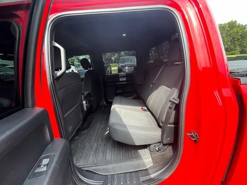 Used 2017 Ford F150 XLT w/ Equipment Group 302A Luxury AWD/4WD image 30