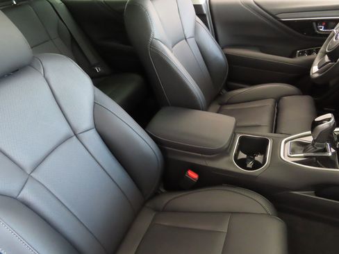 Used 2025 Subaru Legacy Limited image 29