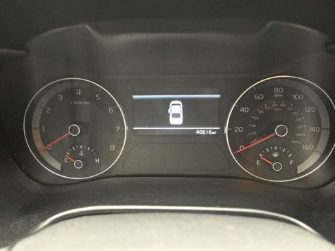 Used 2022 Kia Forte LXS image 13