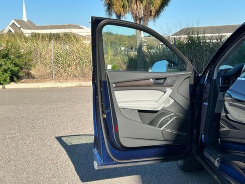 Used 2025 Audi Q5 Prestige image 71