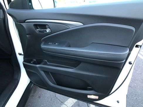 Certified 2023 Honda Ridgeline RTL-E image 31