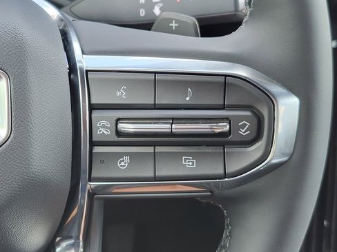 New 2026 GMC Acadia Elevation image 23