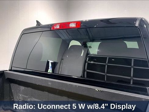 Used 2022 RAM 1500 Warlock AWD/4WD image 34
