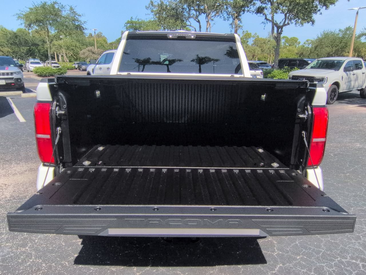 Used 2026 Toyota Tacoma SR5 AWD/4WD image 13
