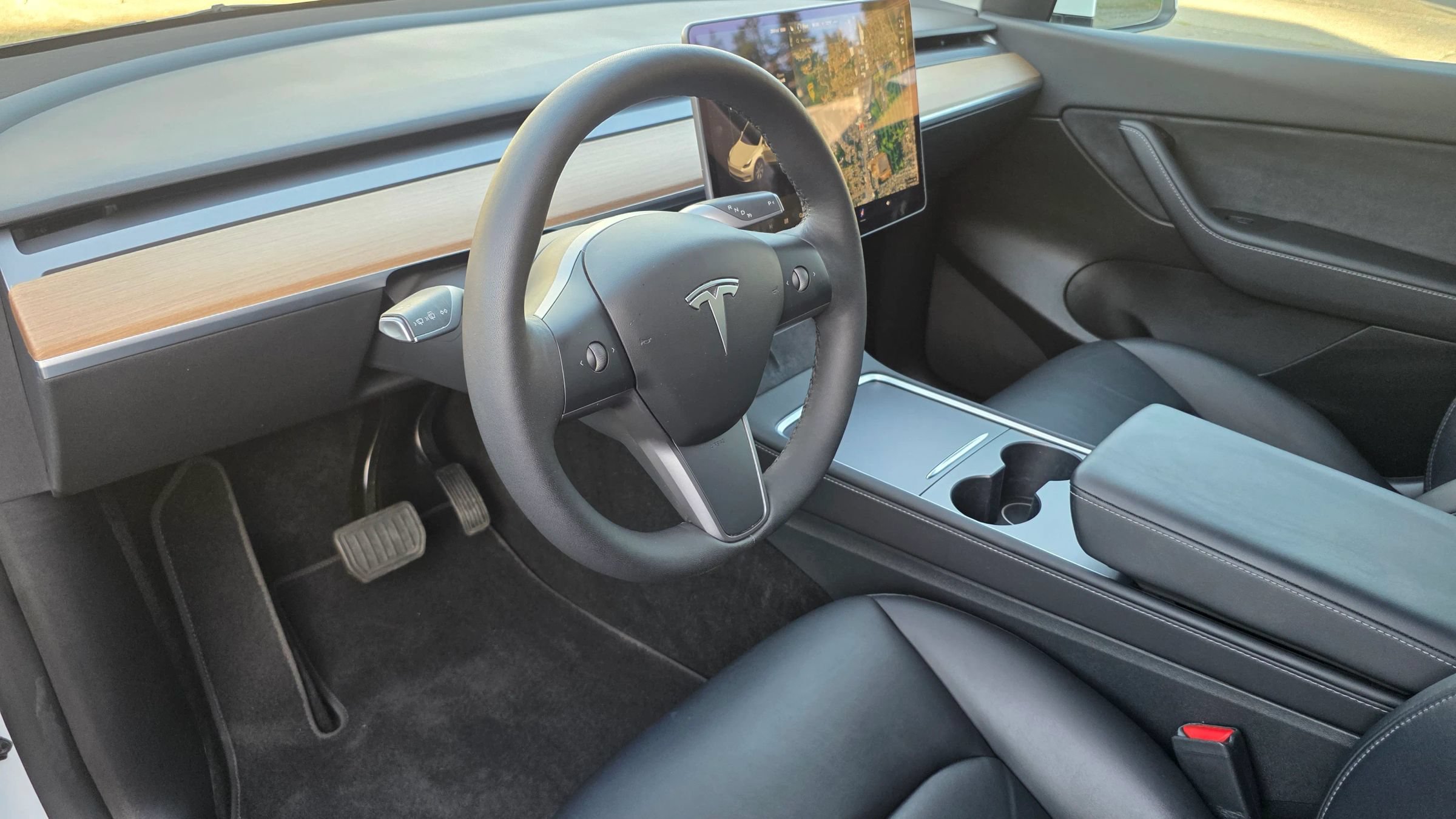 Used 2022 Tesla Model Y Long Range AWD/4WD image 9