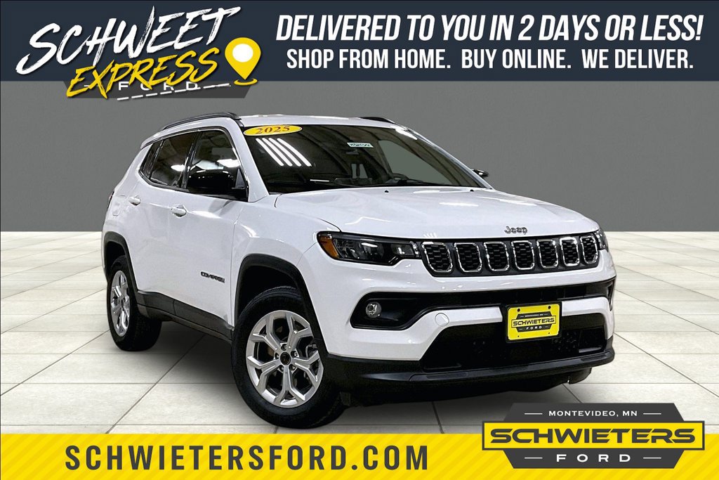 Used 2025 Jeep Compass Latitude AWD/4WD image 1