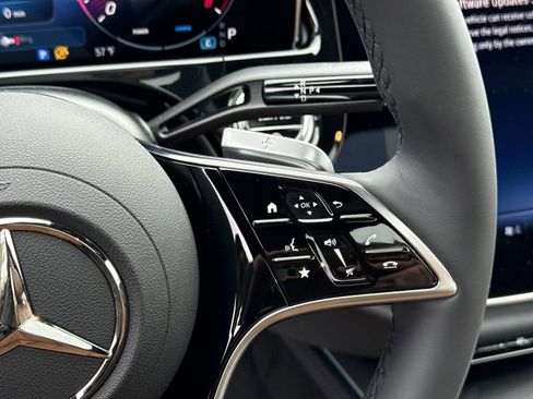 New 2026 Mercedes-Benz E 350 4MATIC Sedan image 26