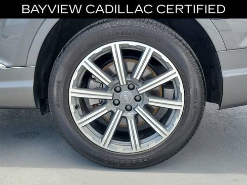 Used 2019 Audi Q7 2.0T Premium Plus w/ Premium Plus Package AWD/4WD image 16
