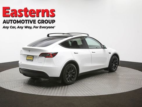 Used 2021 Tesla Model Y Long Range image 38