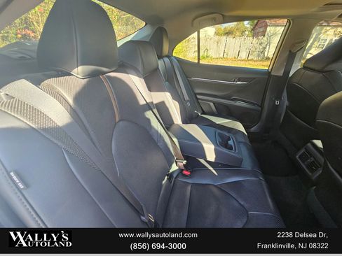 Used 2020 Toyota Camry XLE w/ Driver Assist Package image 34