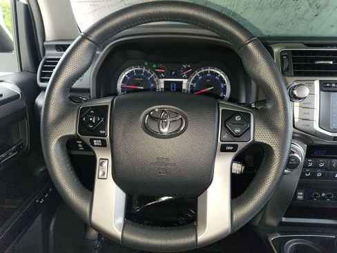 Used 2018 Toyota 4Runner Limited AWD/4WD image 24