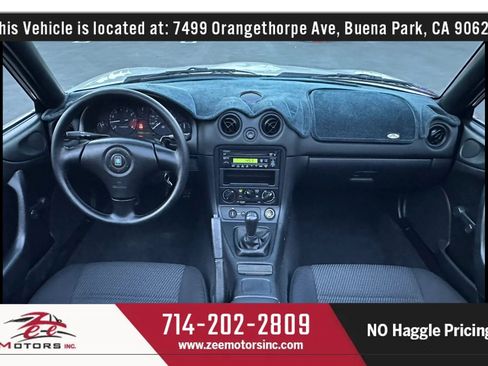 Used 1999 MAZDA MX-5 Miata RWD image 17